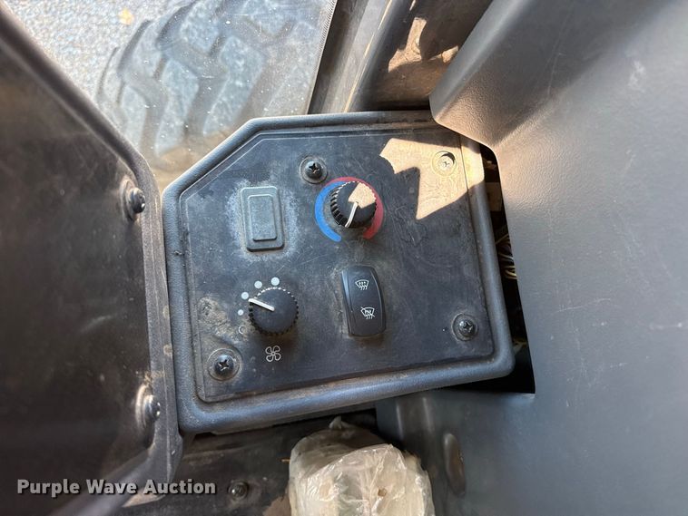 image for item EW4246 2012 John Deere 670G motor grader