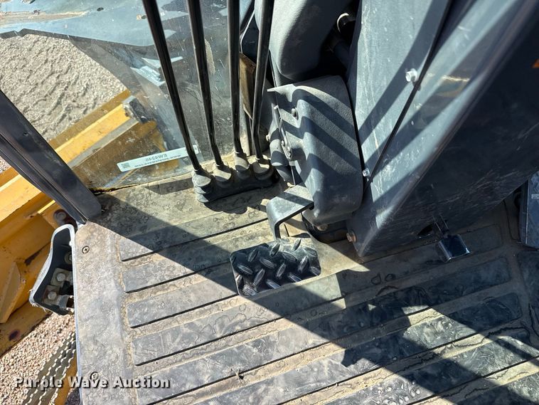 image for item EW4246 2012 John Deere 670G motor grader