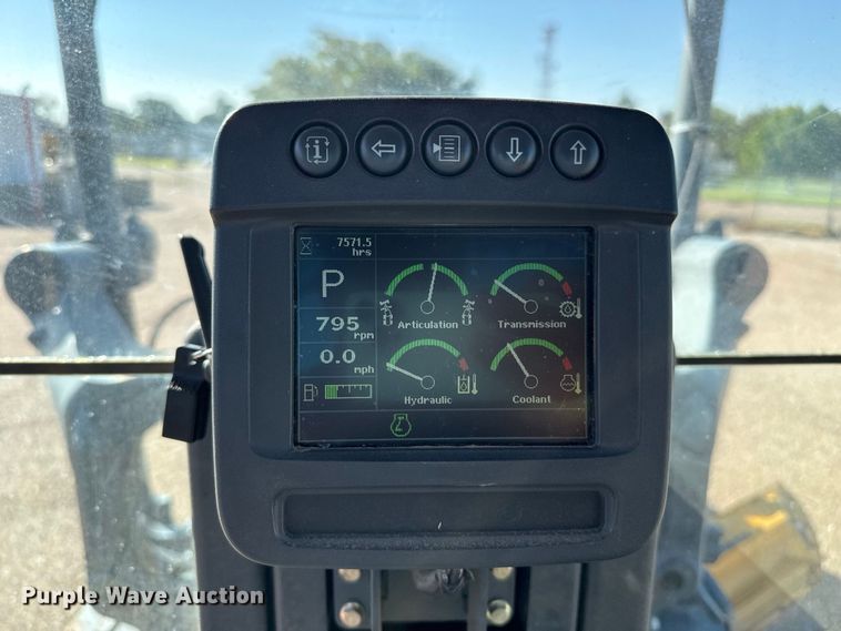 image for item EW4246 2012 John Deere 670G motor grader