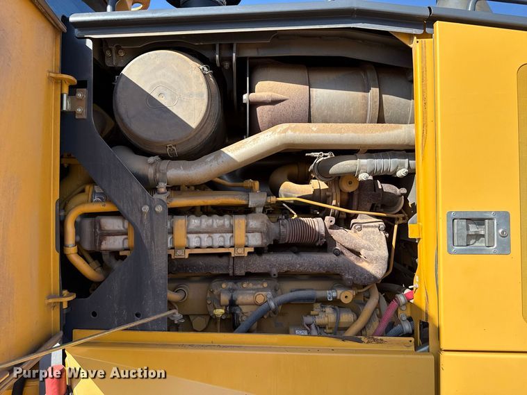image for item EW4246 2012 John Deere 670G motor grader