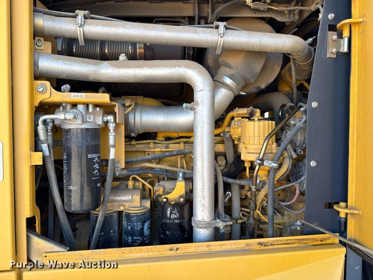 image for item EW4246 2012 John Deere 670G motor grader