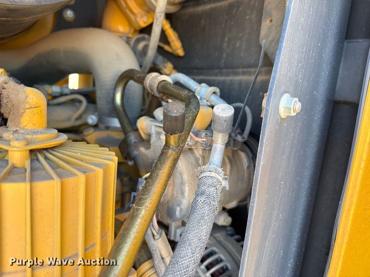image for item EW4246 2012 John Deere 670G motor grader