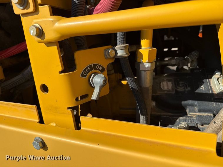 image for item EW4246 2012 John Deere 670G motor grader
