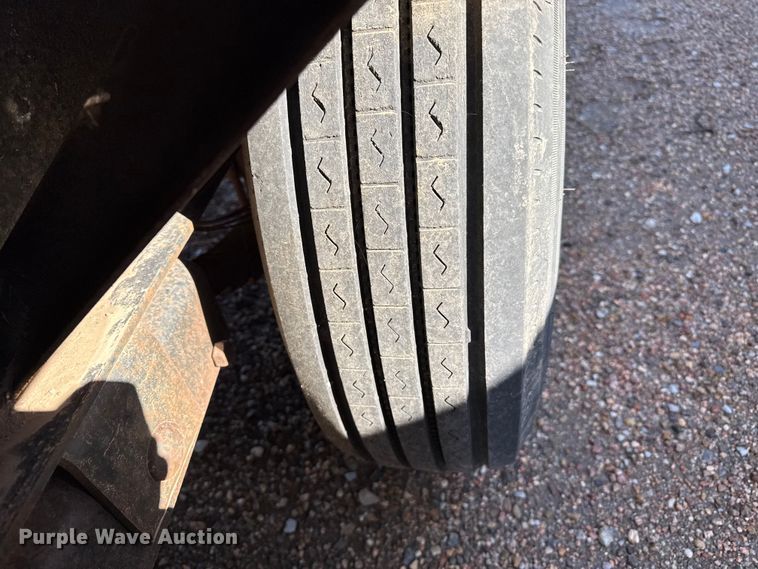 image for item EW4248 2001 Neal equipment trailer
