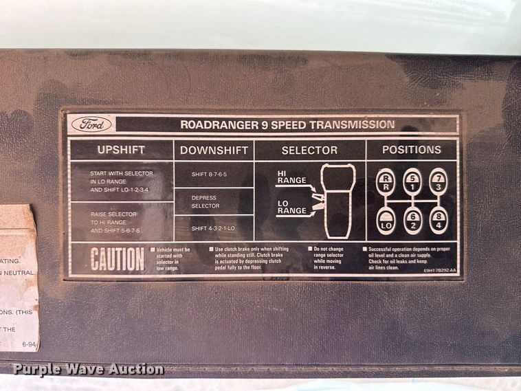 image for item EW4249 1995 Ford L8000 dump truck
