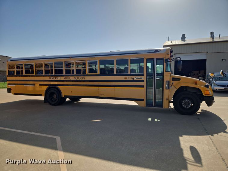 image for item EW8528 2011 Blue Bird Bb Conventional school bus