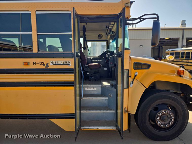 image for item EW8528 2011 Blue Bird Bb Conventional school bus