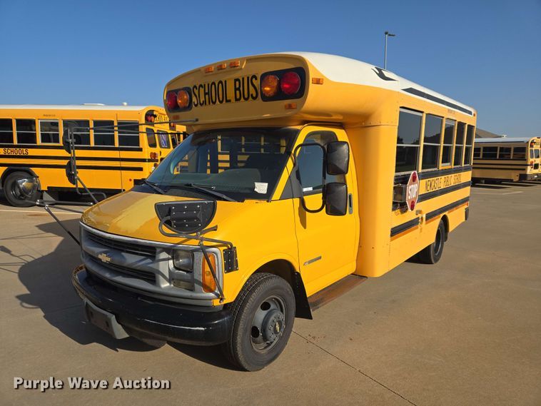 2002 Chevrolet Express 3500 school bus