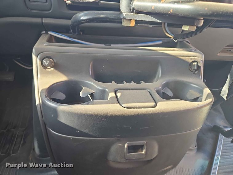 image for item EW8529 2002 Chevrolet Express 3500 school bus