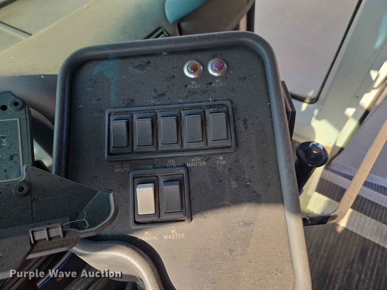 image for item EW8529 2002 Chevrolet Express 3500 school bus