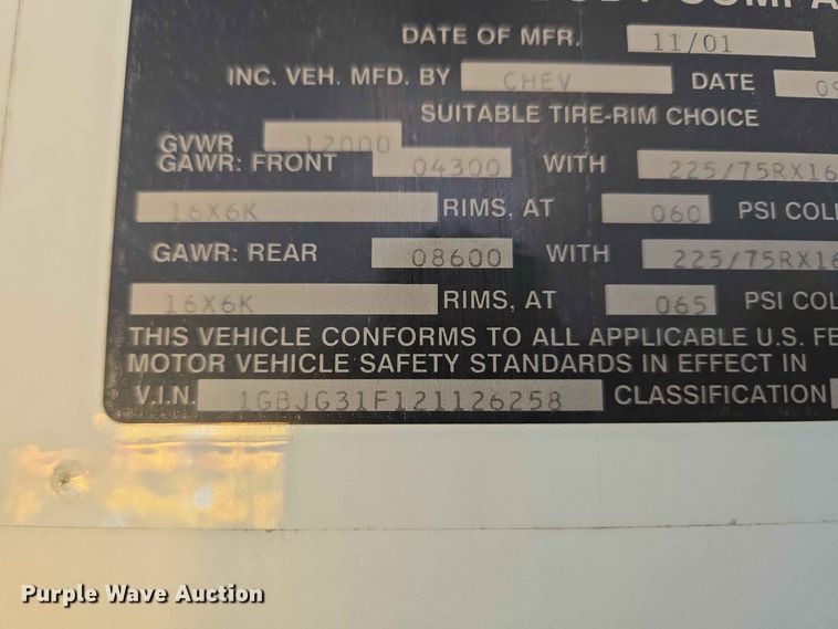 image for item EW8529 2002 Chevrolet Express 3500 school bus