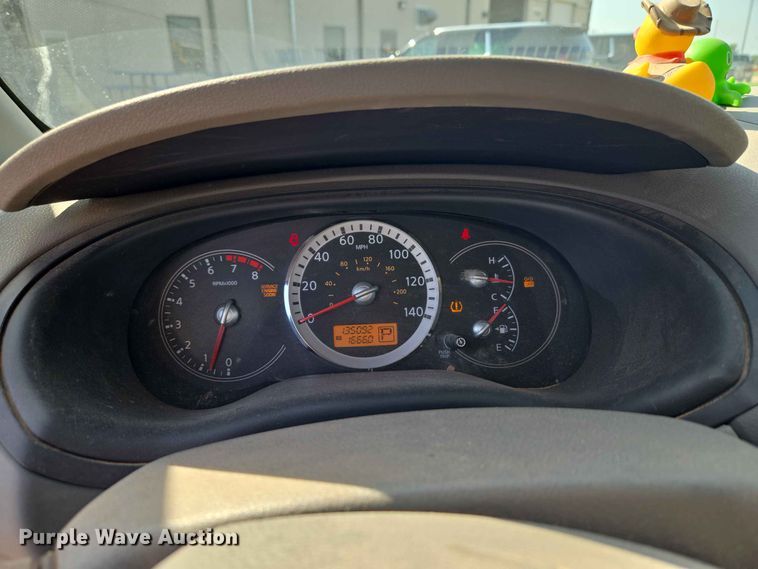 image for item EW8532 2008 Nissan Quest van