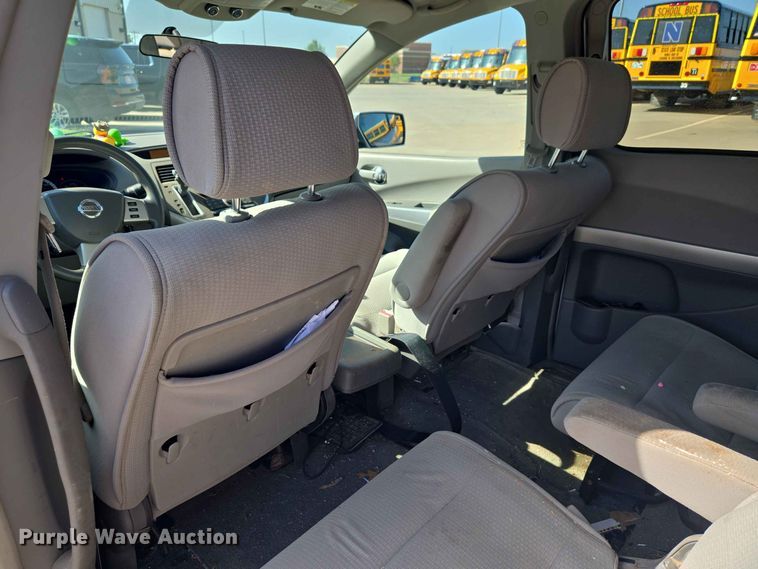 image for item EW8532 2008 Nissan Quest van