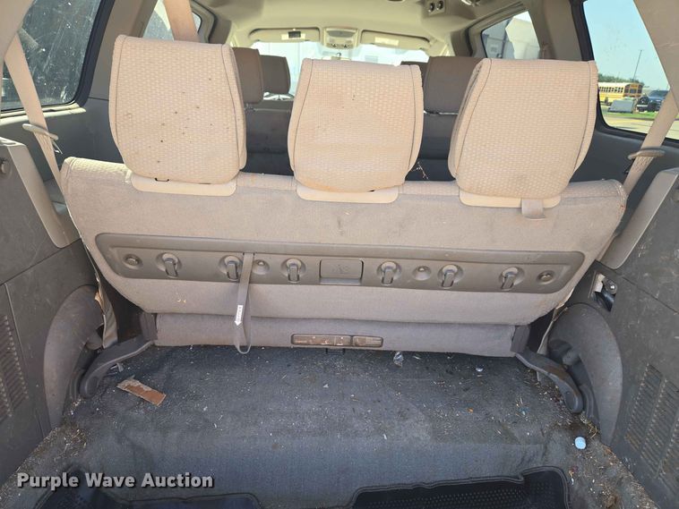 image for item EW8532 2008 Nissan Quest van