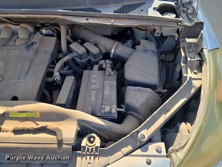 image for item EW8532 2008 Nissan Quest van