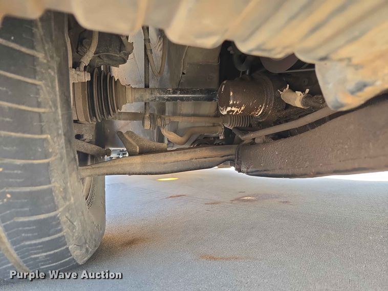 image for item EW8532 2008 Nissan Quest van