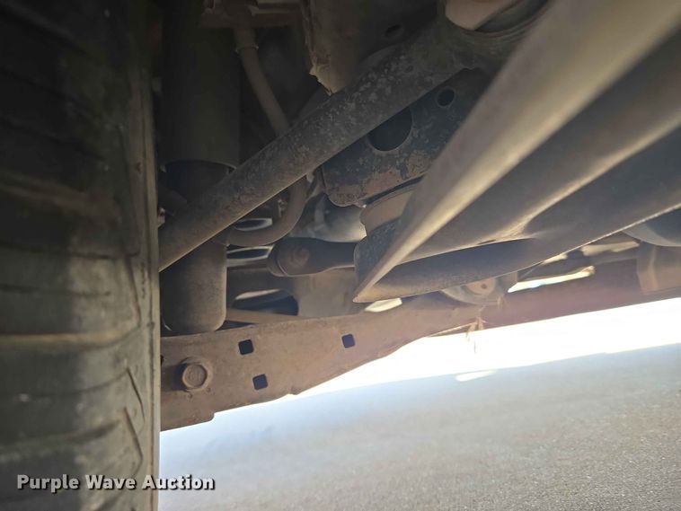image for item EW8532 2008 Nissan Quest van