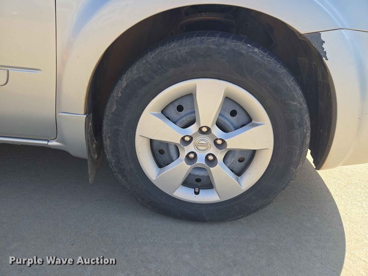 image for item EW8532 2008 Nissan Quest van