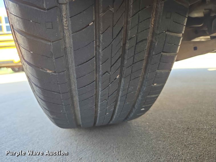 image for item EW8532 2008 Nissan Quest van