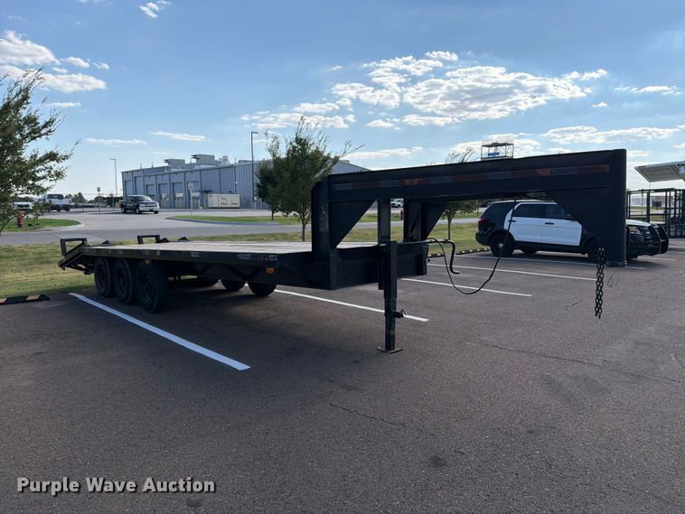 image for item EW8755 1986 W-W Trailer Manufacturers equipment trailer