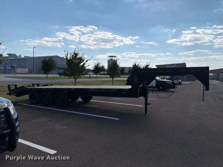 image for item EW8755 1986 W-W Trailer Manufacturers equipment trailer