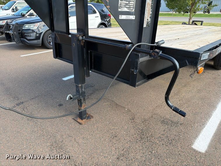 image for item EW8755 1986 W-W Trailer Manufacturers equipment trailer