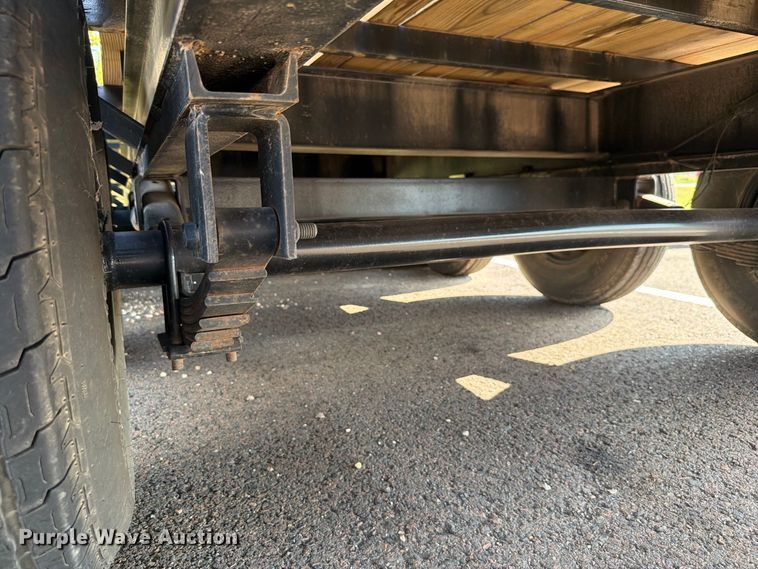 image for item EW8755 1986 W-W Trailer Manufacturers equipment trailer