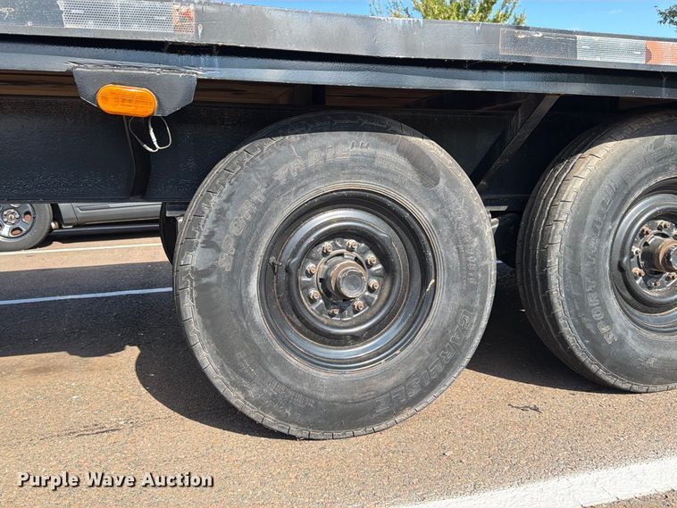 image for item EW8755 1986 W-W Trailer Manufacturers equipment trailer