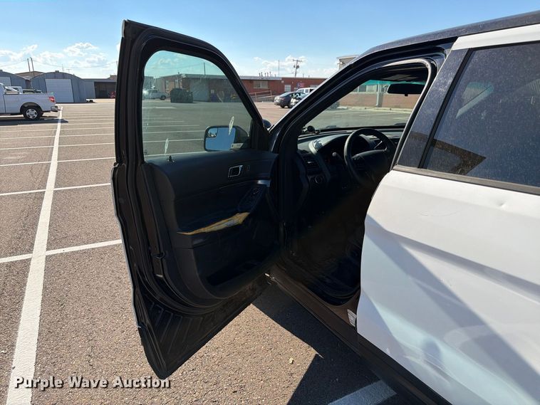 image for item EW8756 2017 Ford Explorer Police Interceptor SUV