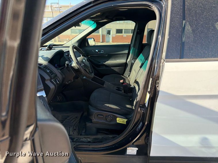 image for item EW8756 2017 Ford Explorer Police Interceptor SUV