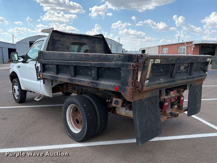 image for item EW8757 2002 Ford F450 dump truck