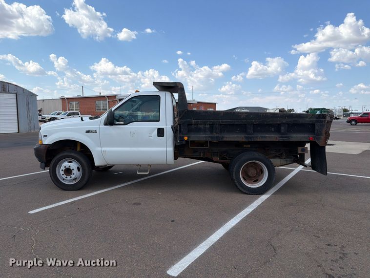 image for item EW8757 2002 Ford F450 dump truck