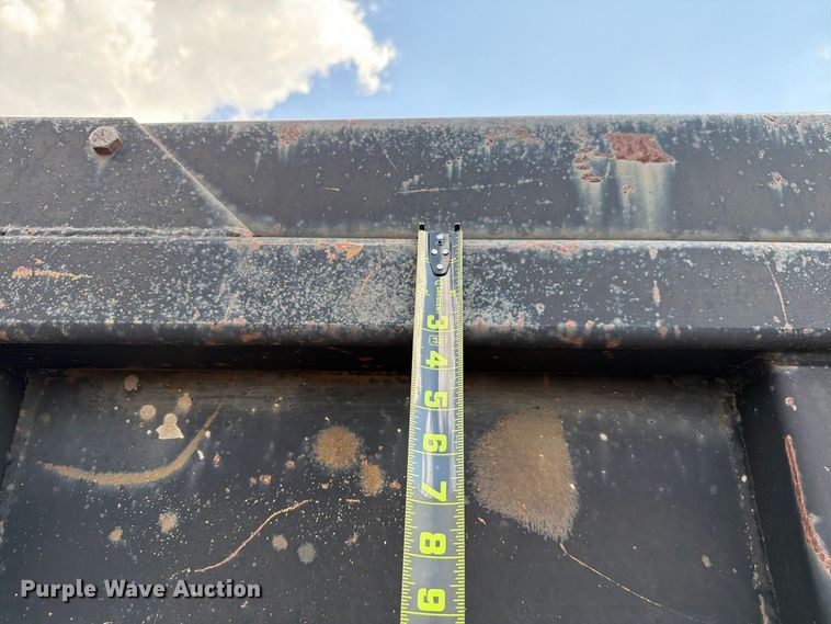image for item EW8757 2002 Ford F450 dump truck