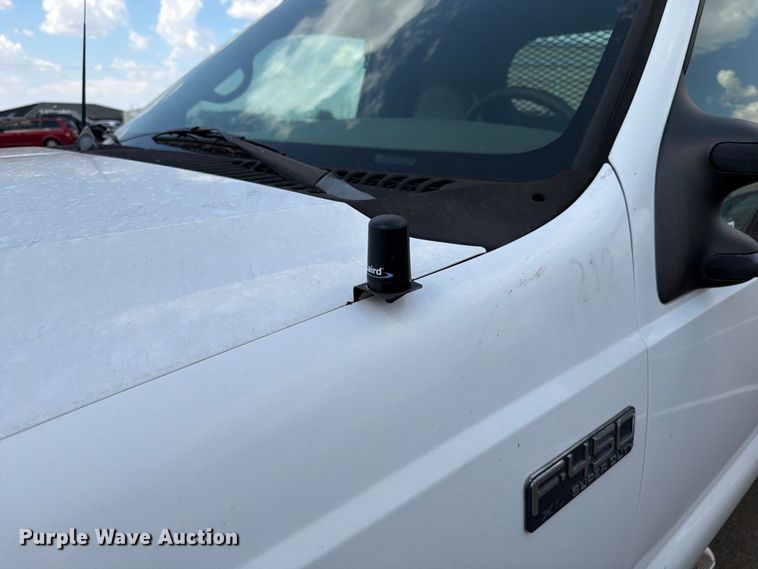 image for item EW8757 2002 Ford F450 dump truck