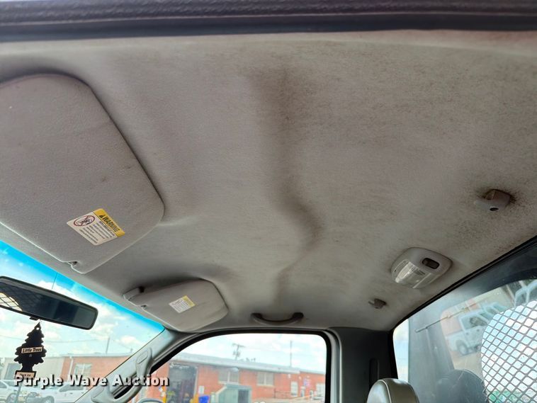 image for item EW8757 2002 Ford F450 dump truck