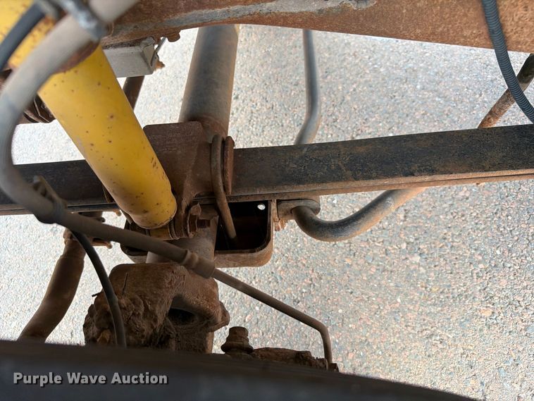 image for item EW8757 2002 Ford F450 dump truck