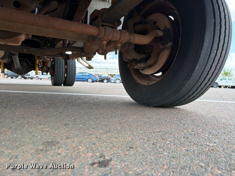 image for item EW8757 2002 Ford F450 dump truck