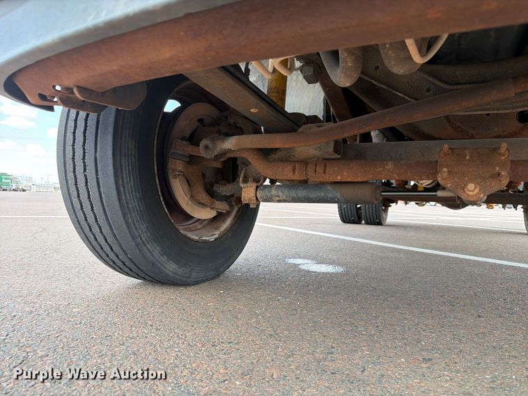 image for item EW8757 2002 Ford F450 dump truck