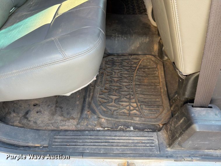 image for item EW8759 2010 Chevrolet Silverado 1500 Ext. Cab pickup truck