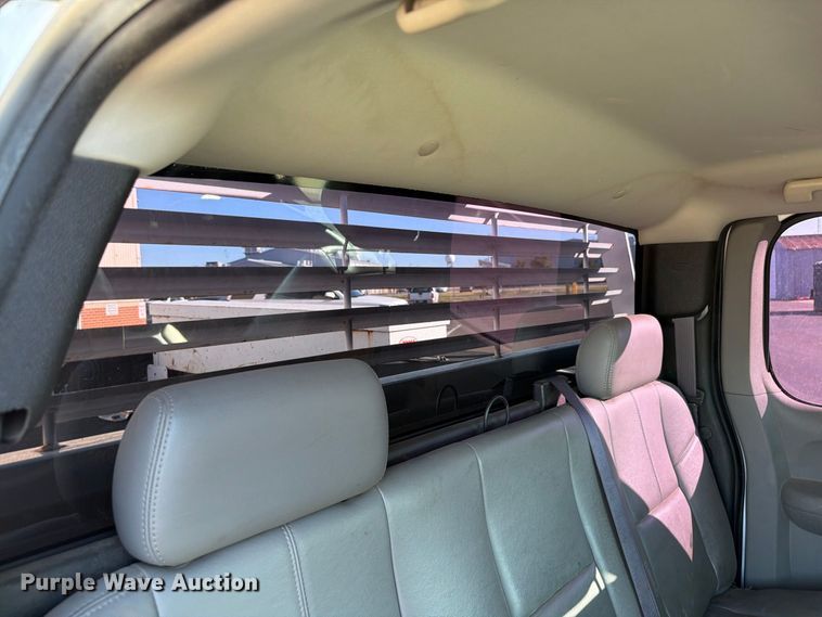 image for item EW8759 2010 Chevrolet Silverado 1500 Ext. Cab pickup truck