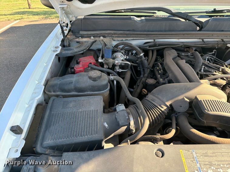 image for item EW8759 2010 Chevrolet Silverado 1500 Ext. Cab pickup truck