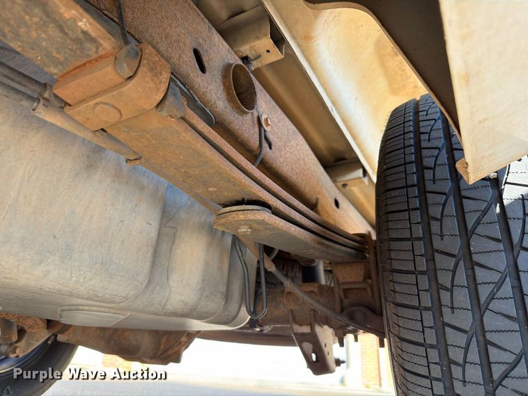 image for item EW8759 2010 Chevrolet Silverado 1500 Ext. Cab pickup truck
