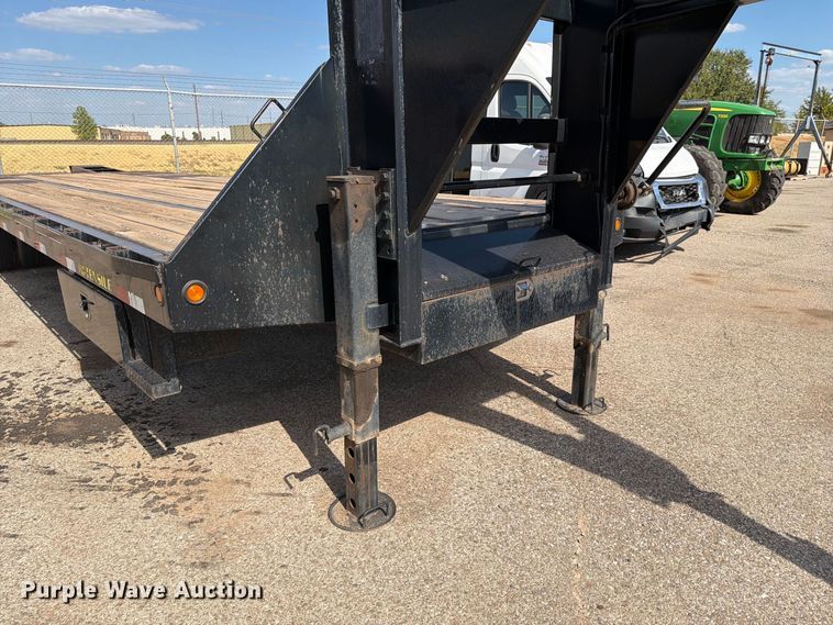 image for item EW8760 2013 Big Tex 25GN-25+5 equipment trailer