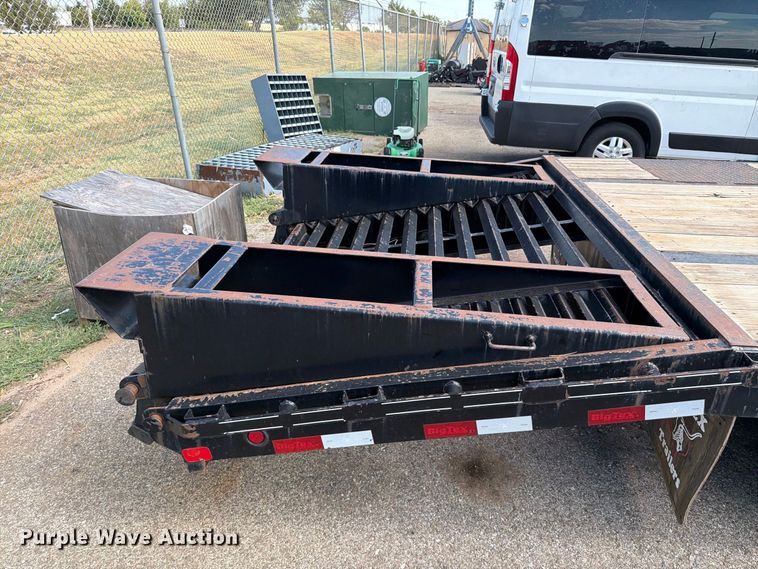 image for item EW8760 2013 Big Tex 25GN-25+5 equipment trailer