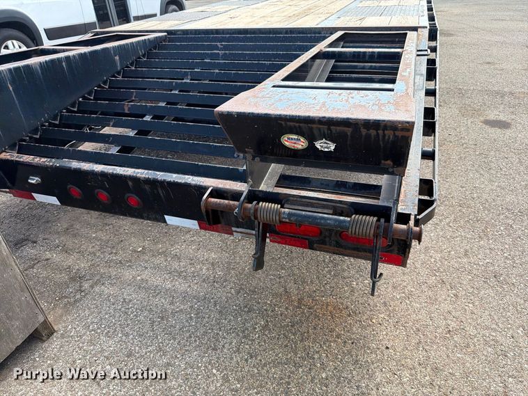 image for item EW8760 2013 Big Tex 25GN-25+5 equipment trailer