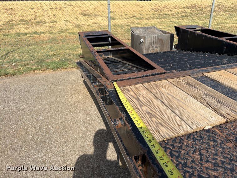image for item EW8760 2013 Big Tex 25GN-25+5 equipment trailer