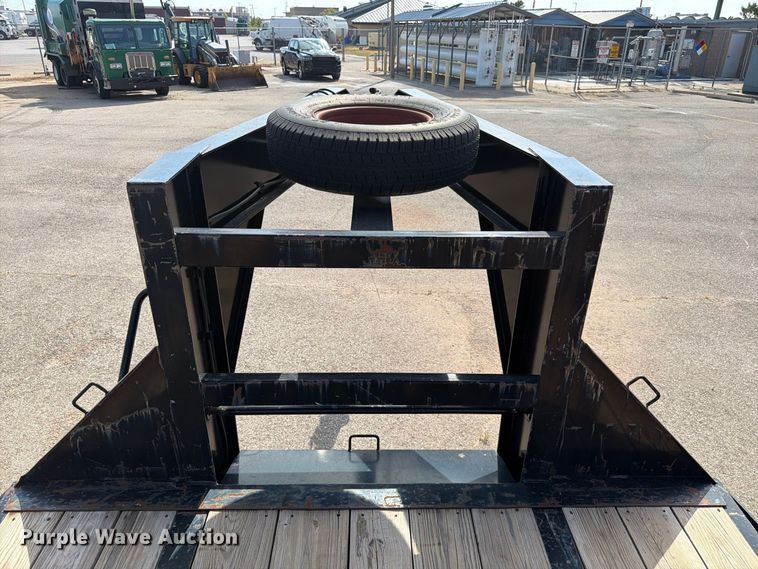 image for item EW8760 2013 Big Tex 25GN-25+5 equipment trailer