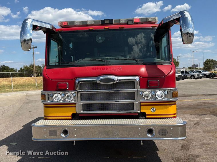 image for item EW8761 2009 Pierce Manufacturing Velocity pumper fire truck