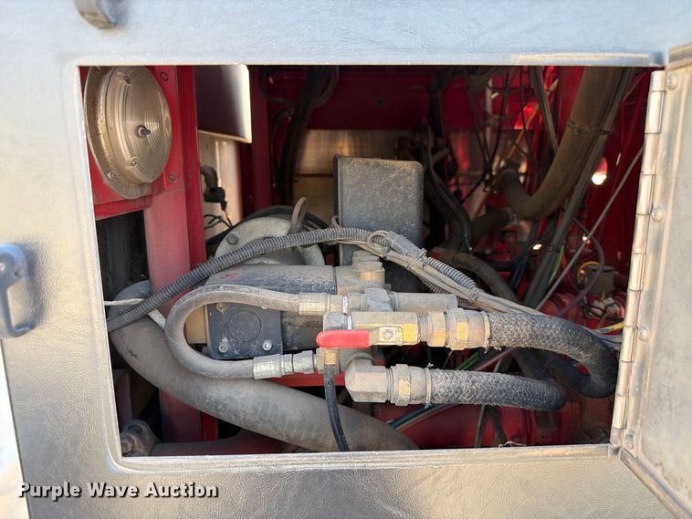 image for item EW8761 2009 Pierce Manufacturing Velocity pumper fire truck