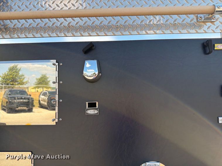 image for item EW8761 2009 Pierce Manufacturing Velocity pumper fire truck